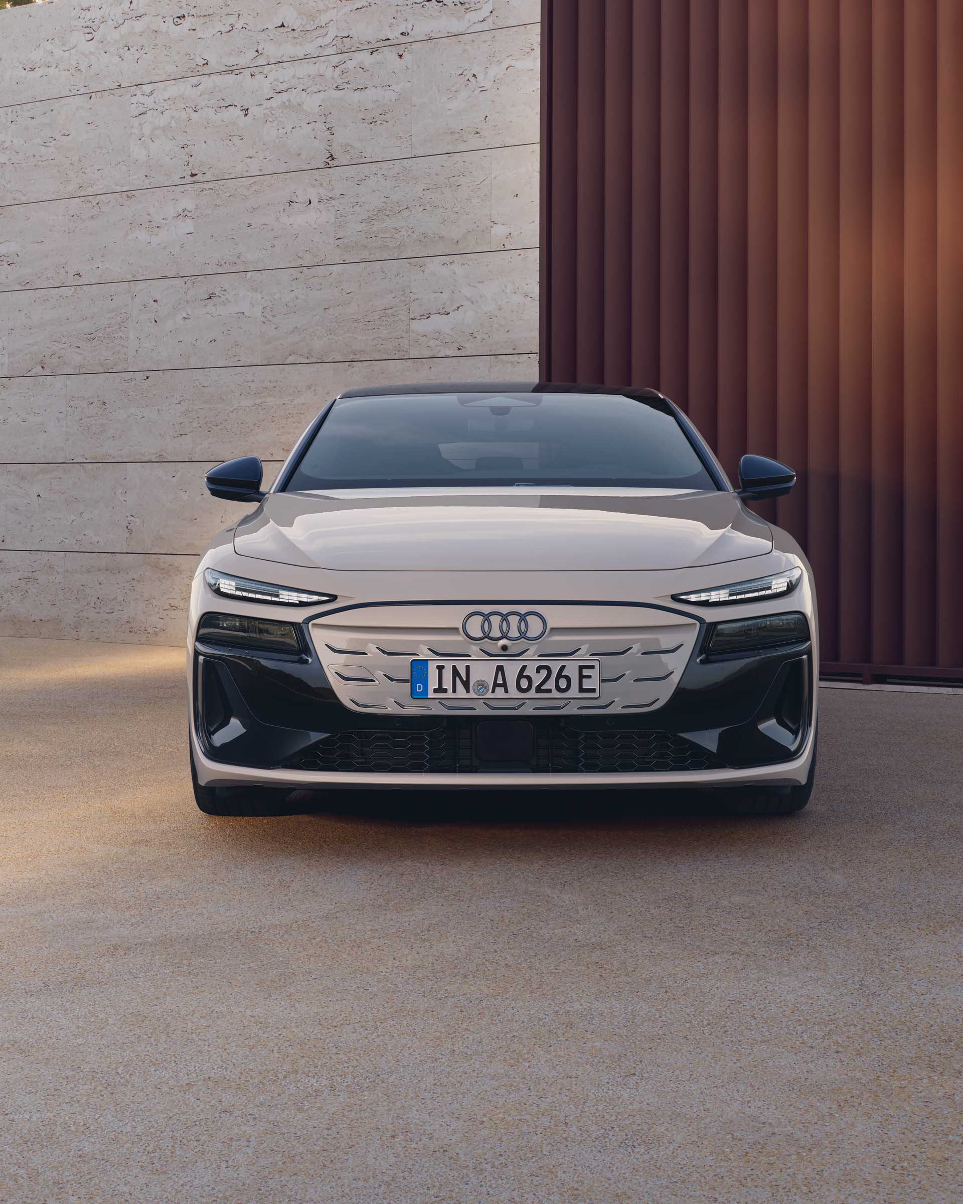 Vue avant Audi A6 Sportback e-tron